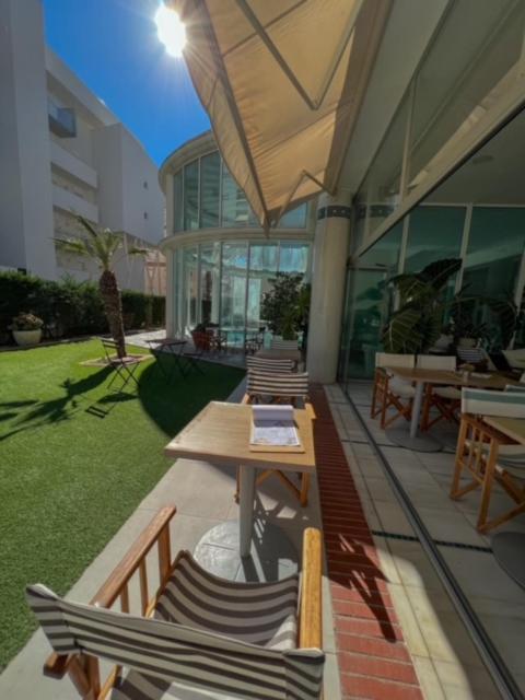 Hotel & Apartaments Thalassa Sport & Spa Roses Exteriér fotografie