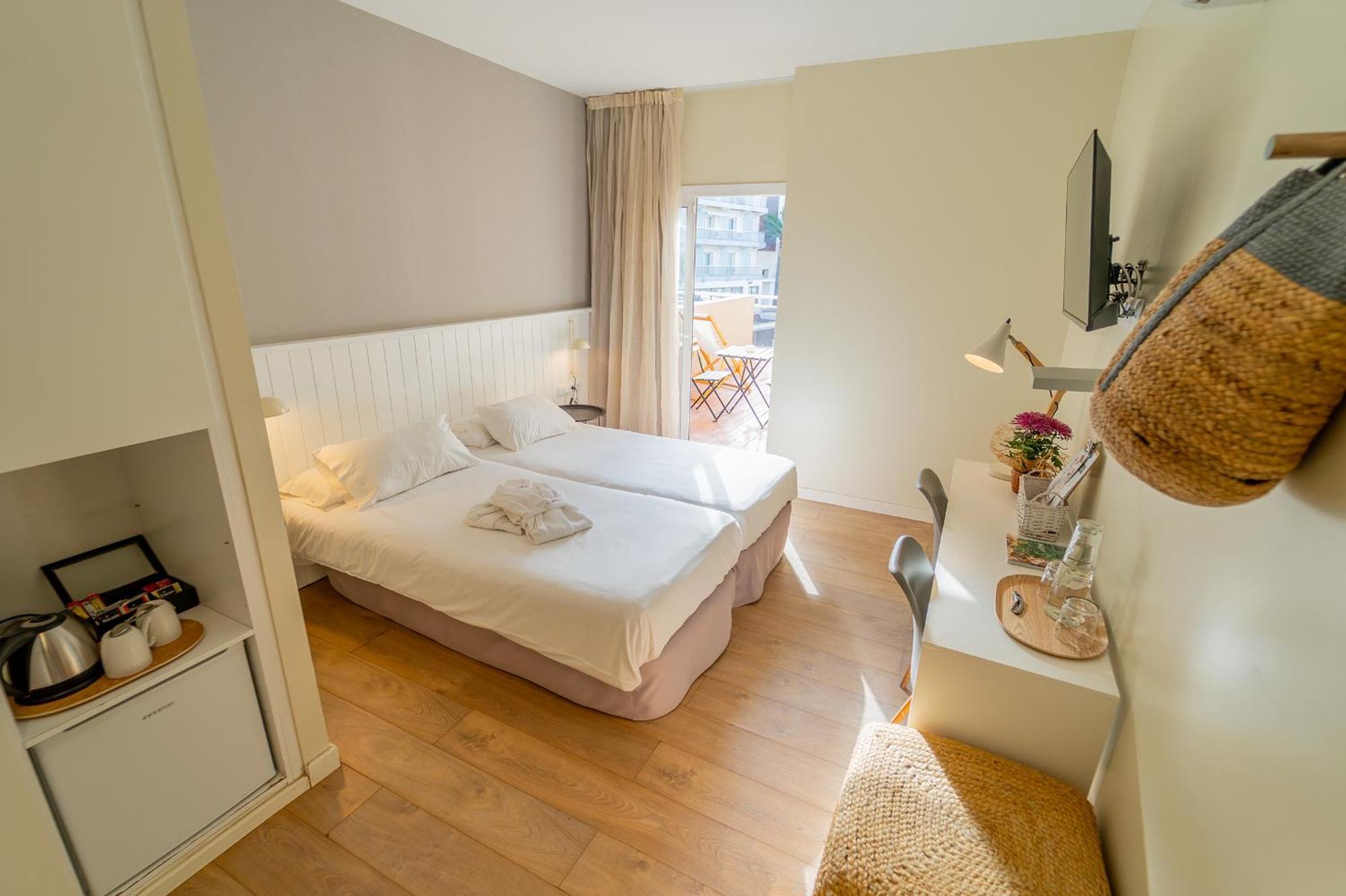 Hotel & Apartaments Thalassa Sport & Spa Roses Exteriér fotografie