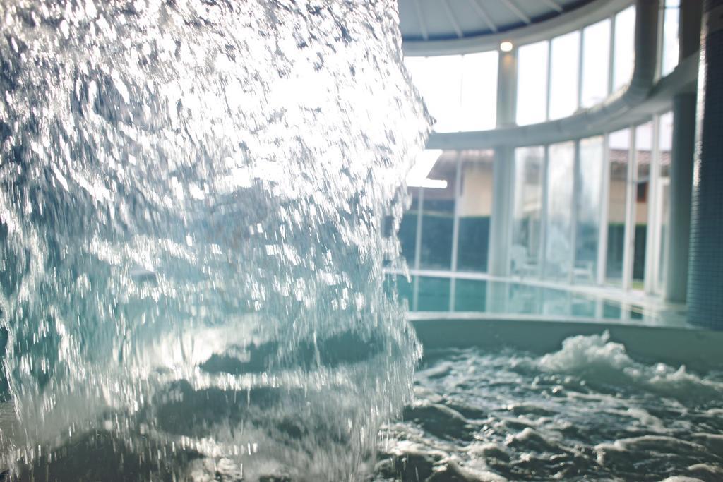 Hotel & Apartaments Thalassa Sport & Spa Roses Exteriér fotografie